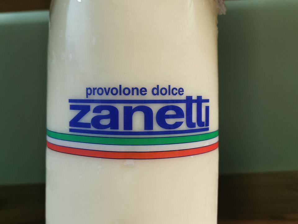 PROVOLONE DOLCE - Zanetti