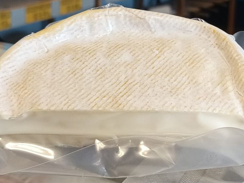 Reblochon Half Round