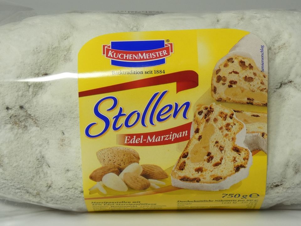 Marzipan Stollen