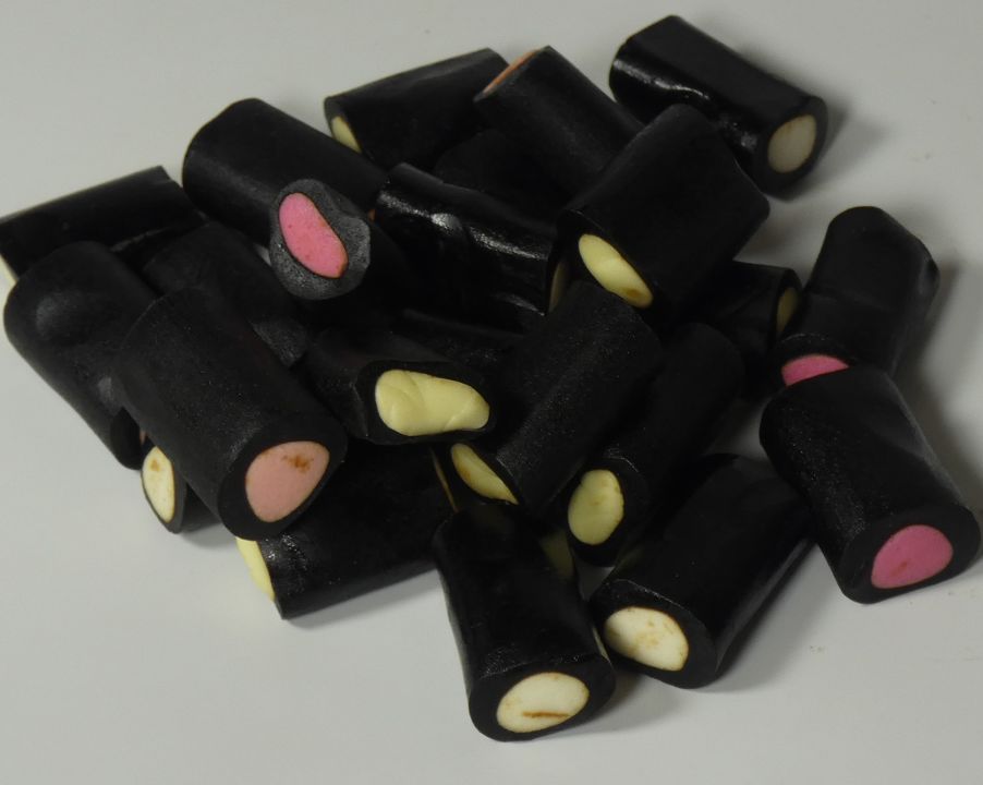 Fruit Rockies Licorice 1kg