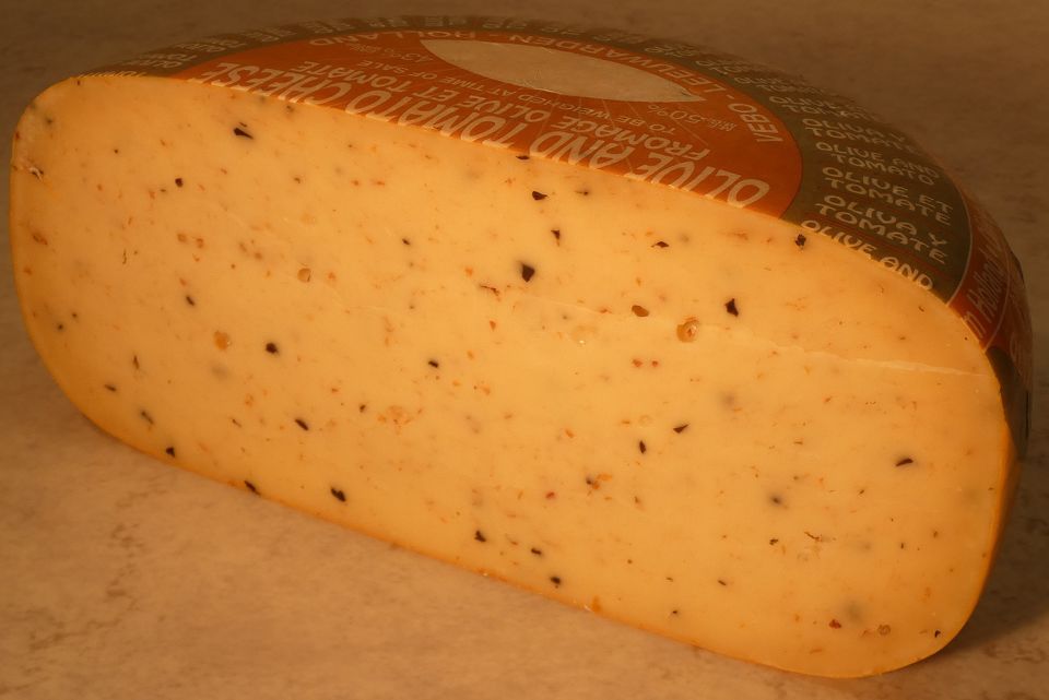 Olive & Tomato Gouda