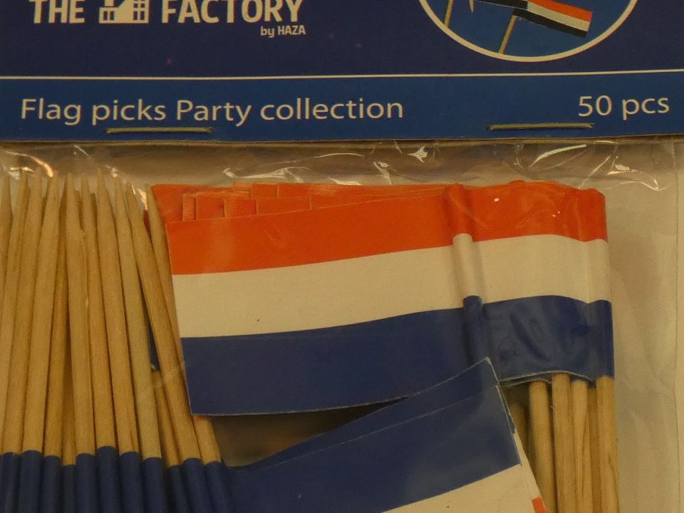Cocktail Prikkers With Dutch Flag