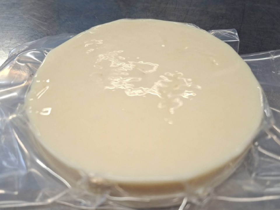 Goat Cheese 1/4 Core (approx. 190g)