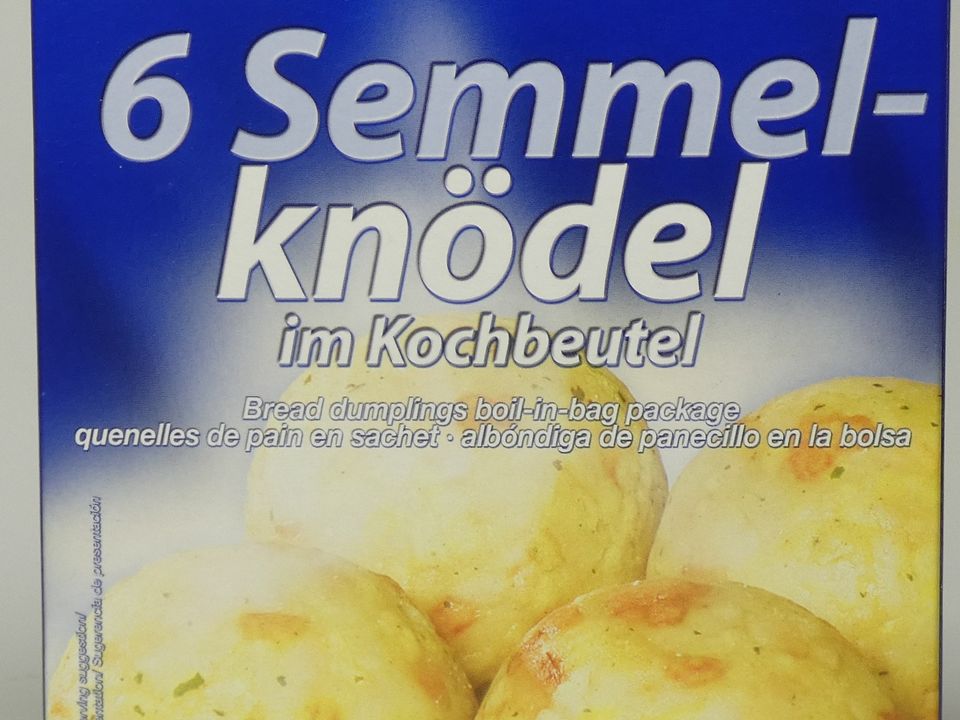 Bread Dumplings / Semmelknodel