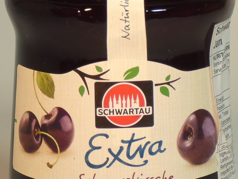 Black Cherry Jam Schwartau