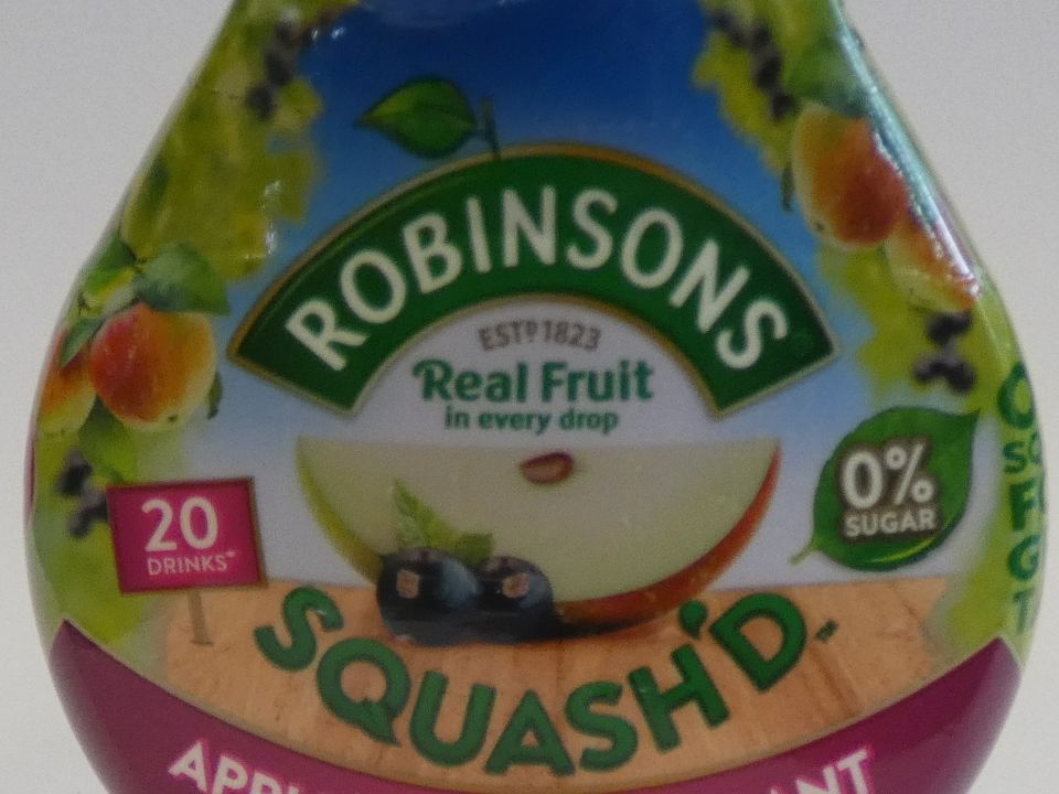 Squashed Apple & Blackcurrant - Robinsons
