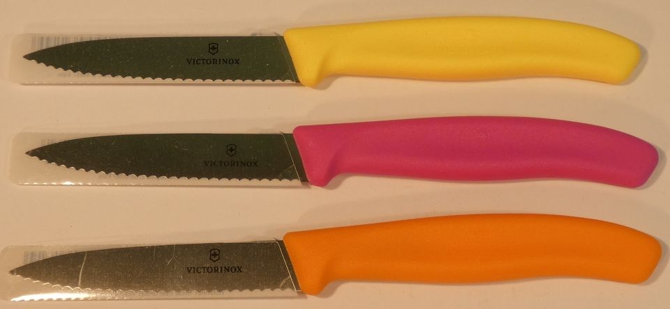 Paring Knife - Serrated